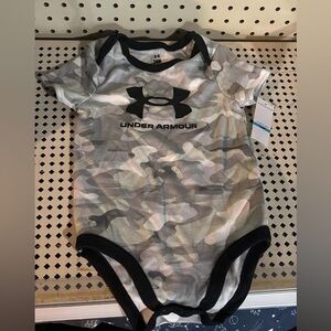Under Armour Gray Camo Baby Bodysuit
